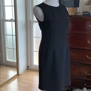 Elie Tahari sheath dress black size 6P